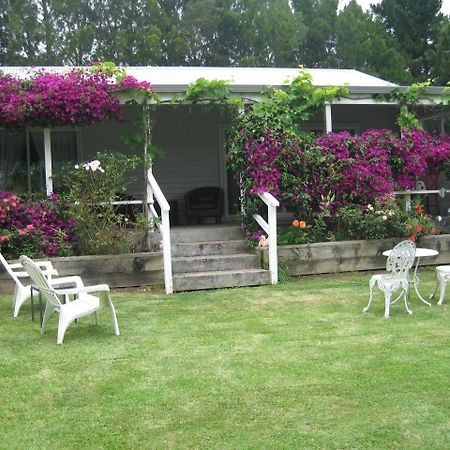 Miranda Orchard Cottage ภายนอก รูปภาพ