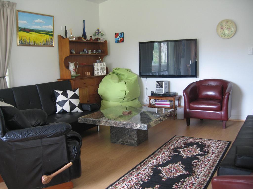 Miranda Orchard Cottage ภายนอก รูปภาพ