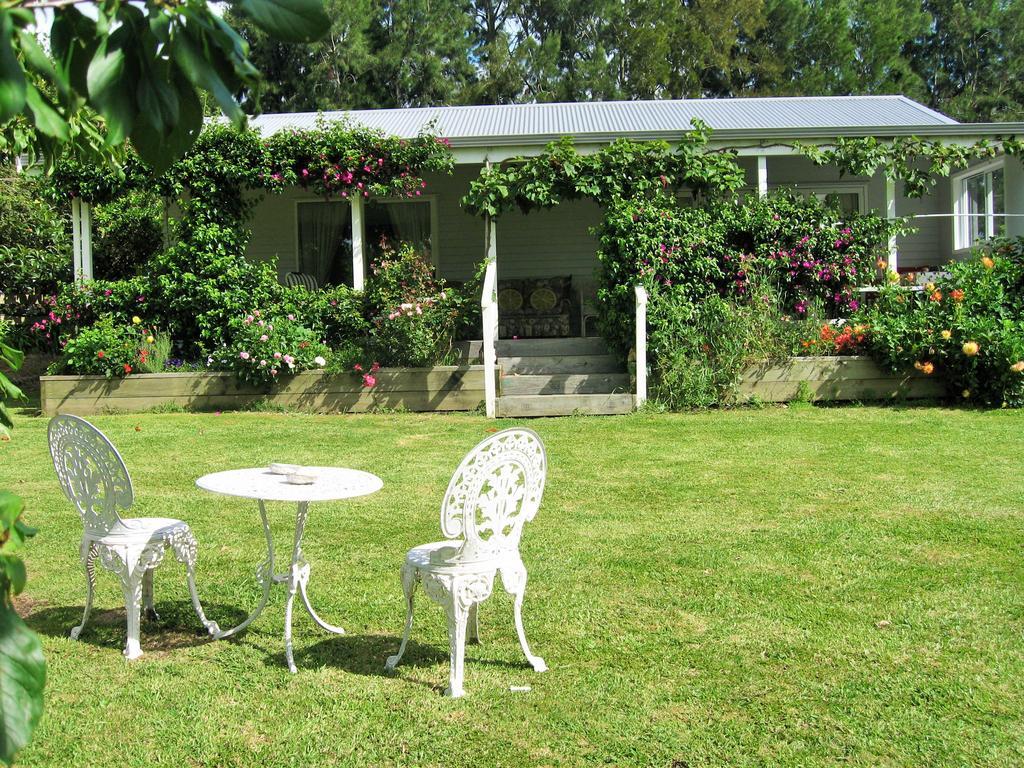 Miranda Orchard Cottage ภายนอก รูปภาพ